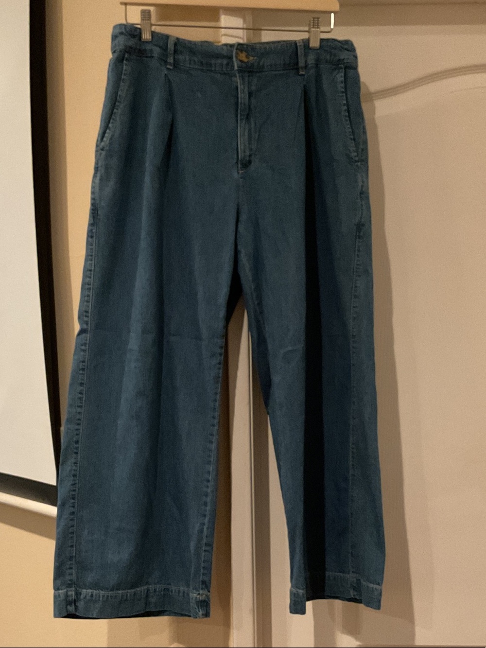 Old Navy Extra High Rise Super Wide Leg Adjustable Waist size 12